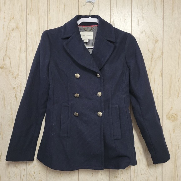 Banana Republic Jackets & Blazers - Banana Republic Navy Blue Blazer